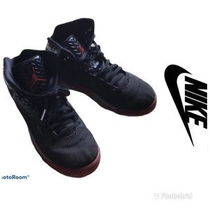 ⚡️ Nike Jordan Black Red Sneakers Sneaker Athletic Basketball Sneaker~ Size 7 ⚡️